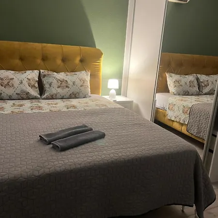 Apartment Pauza *